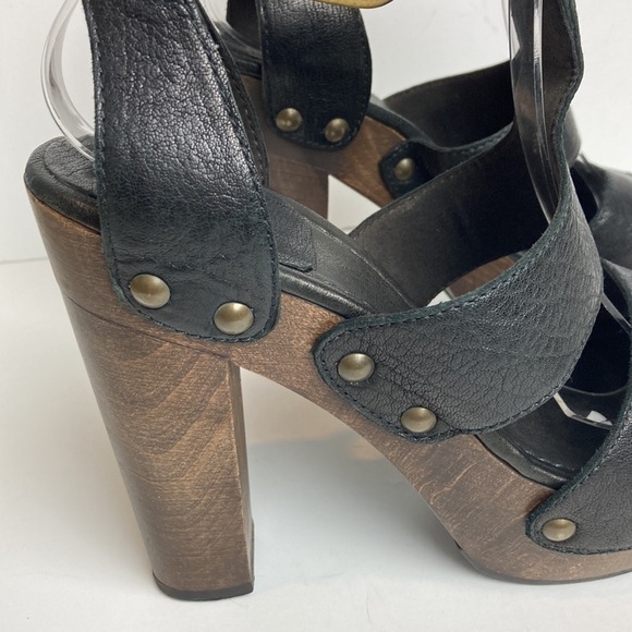 Stuart Weitzman T-Straps Black Leather Wood Heels Studded Sandals SZ 7.5 Party - Picture 11 of 16